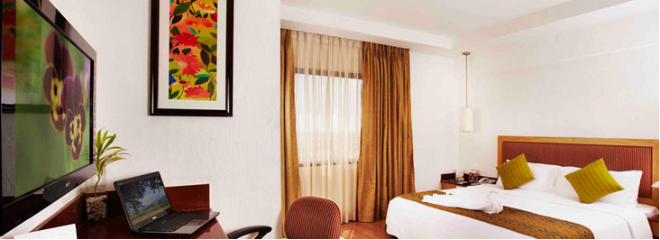 Hotel-Savera-chennai-honeymoon-suite-room