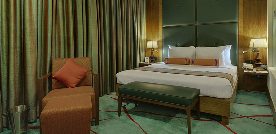 The-Pride-Hotel-chennai-honeymoon-suite-room