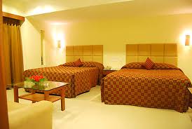 Breeze-Hotel-chennai-honeymoon-suite-room