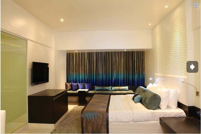 President-Hotel-chennai-honeymoon-suite-room